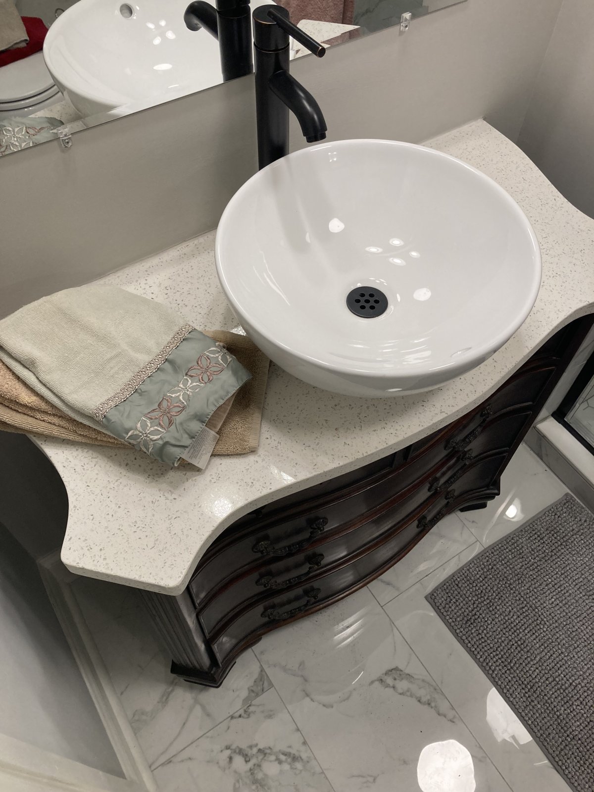 Lil Gem Belmont Furnished Nurse Rental