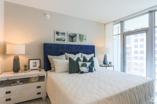 CHARMING 1 BED/1 BATH APARTMENT IN DOWNTOWN BETHESDA