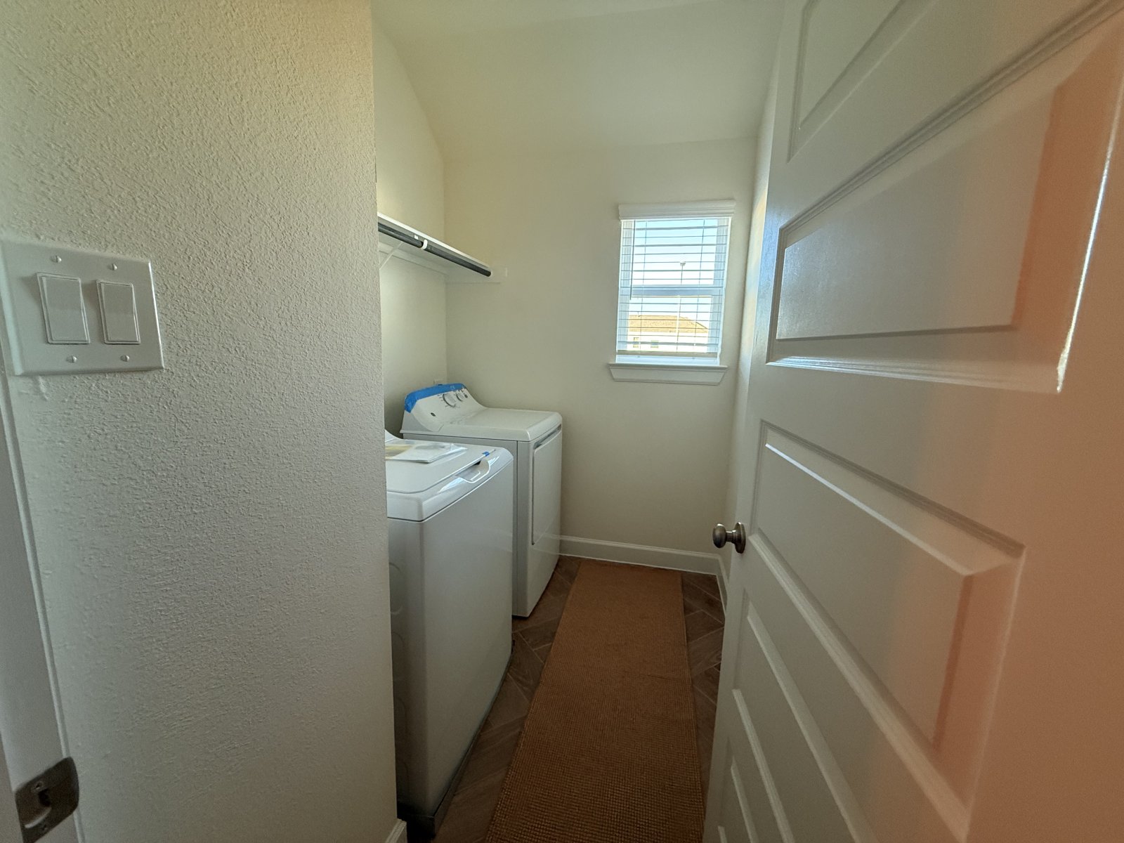 3 bedroom 2 Bath Funished Home