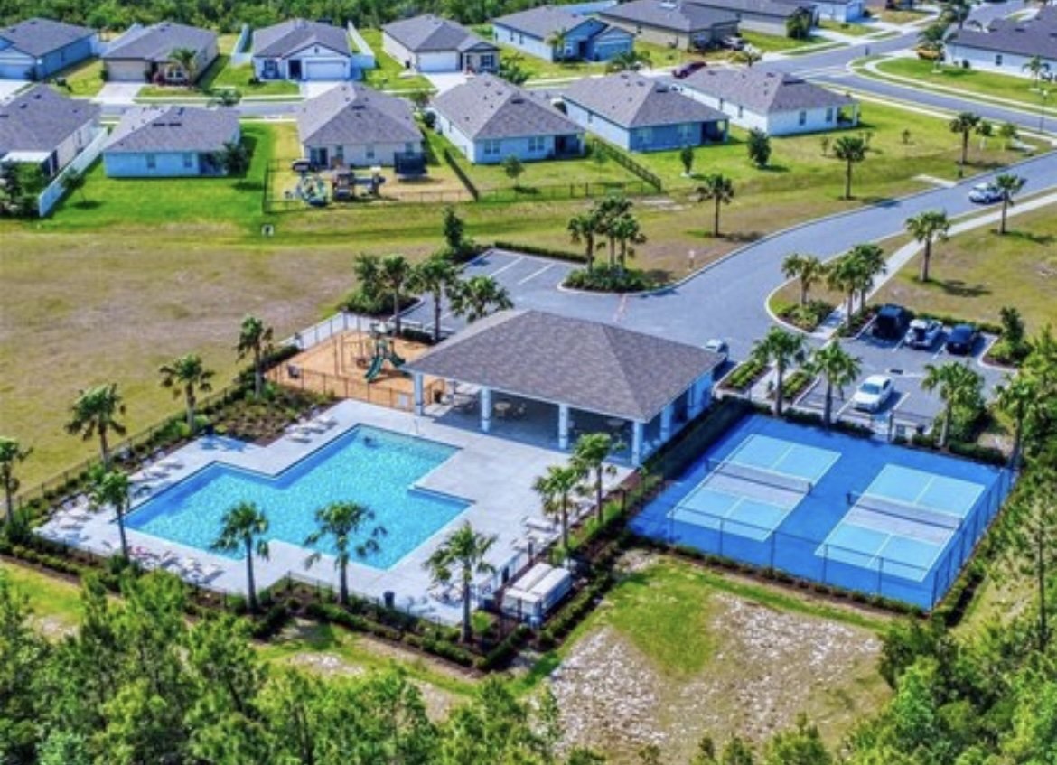 Flexible New Smyrna Beach Home