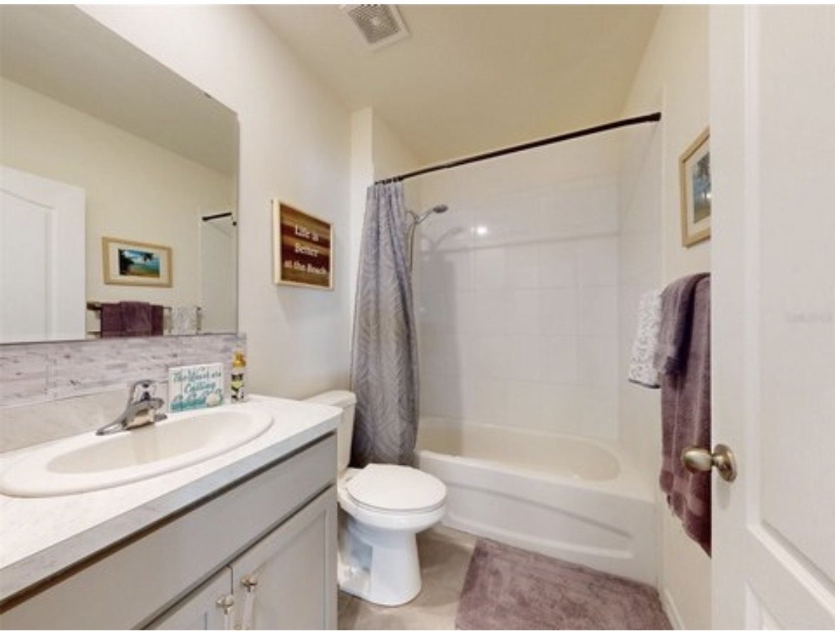 Flexible New Smyrna Beach Home