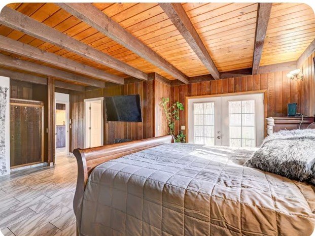 Hilltop Home with Hot Tub