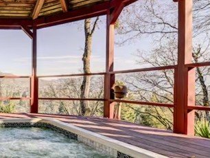 Hilltop Home with Hot Tub