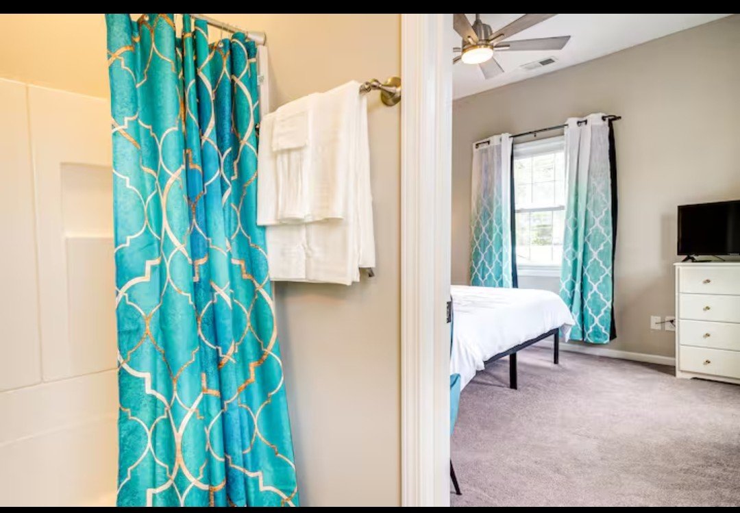 Wilmington Family-Owned Furnished Home