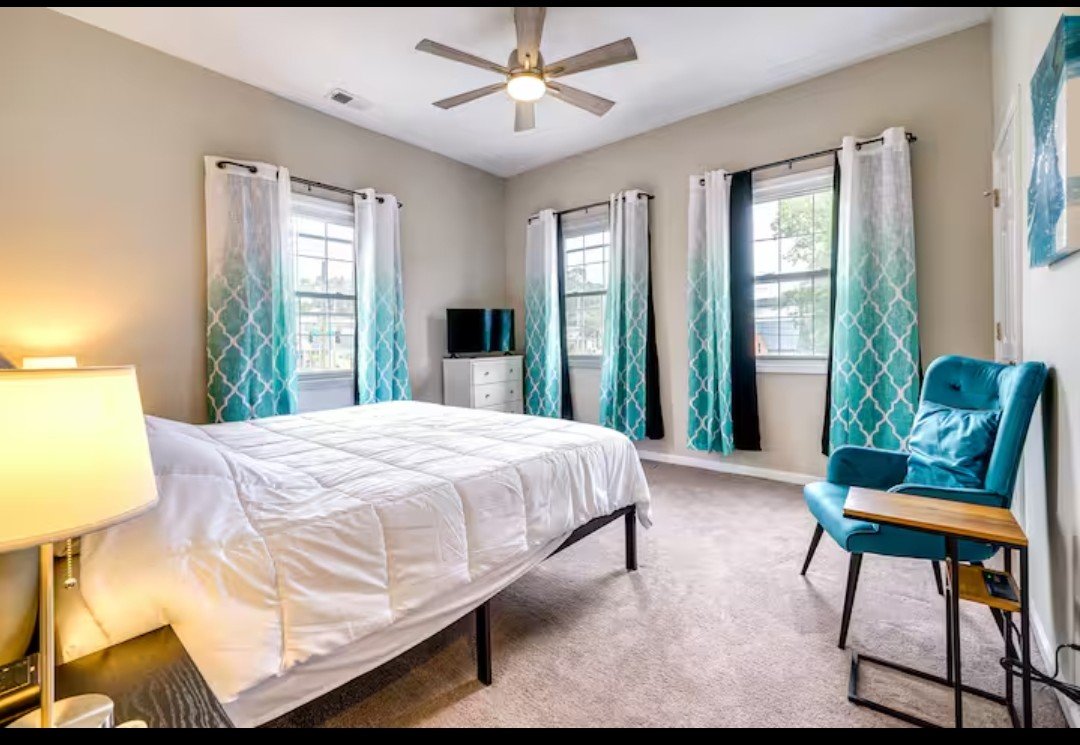 Wilmington Family-Owned Furnished Home