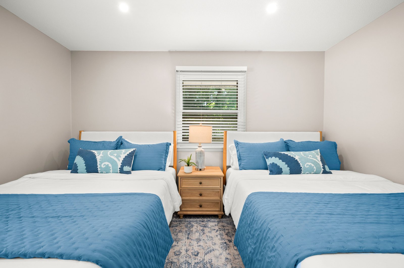 2nd bedroom