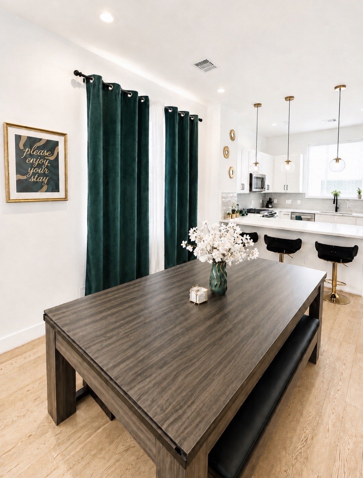 Fully Furnished 3BR/3.5BA Home Near Texas Medical Center
