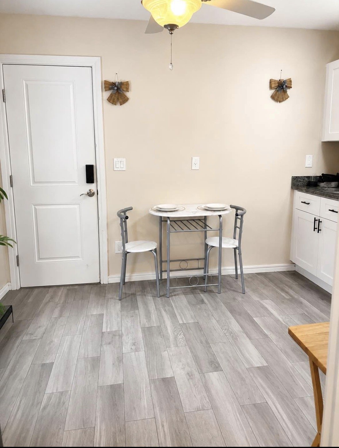 1/1 Fully furnished Home