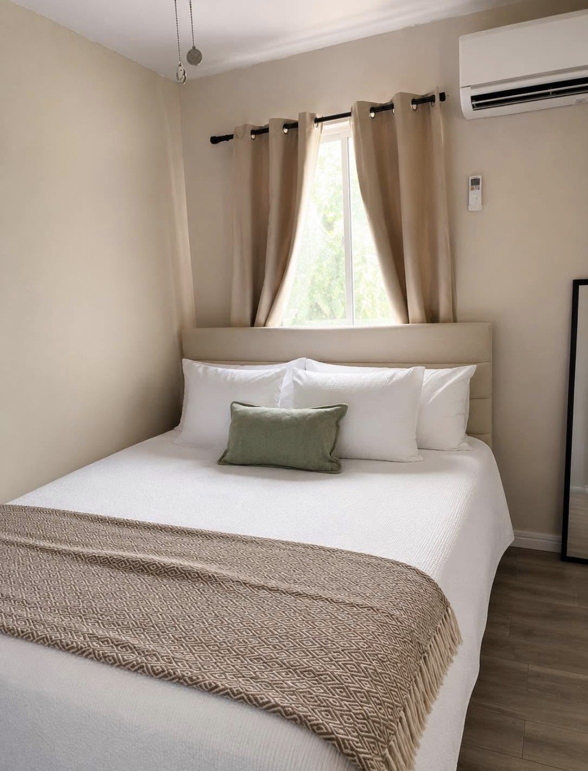1/1 Fully furnished Home