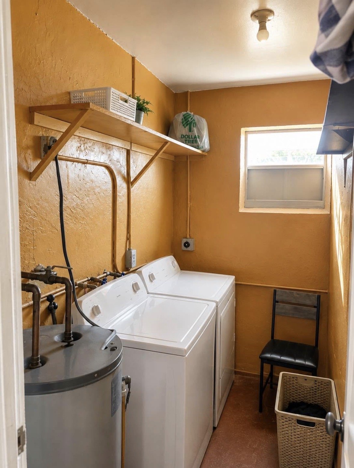 1/1 Fully furnished Home