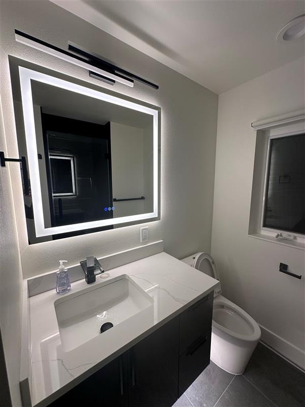 Fully Furnished Midterm Home in Renton WA