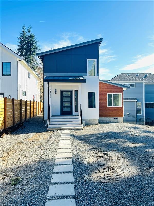 Fully Furnished Midterm Home in Renton WA