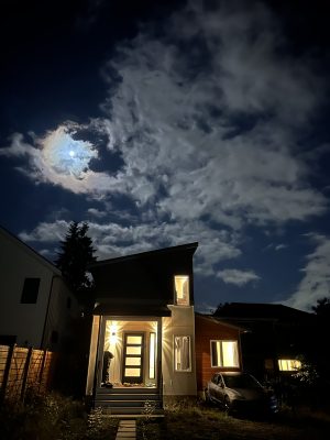 Fully Furnished Midterm Home in Renton WA