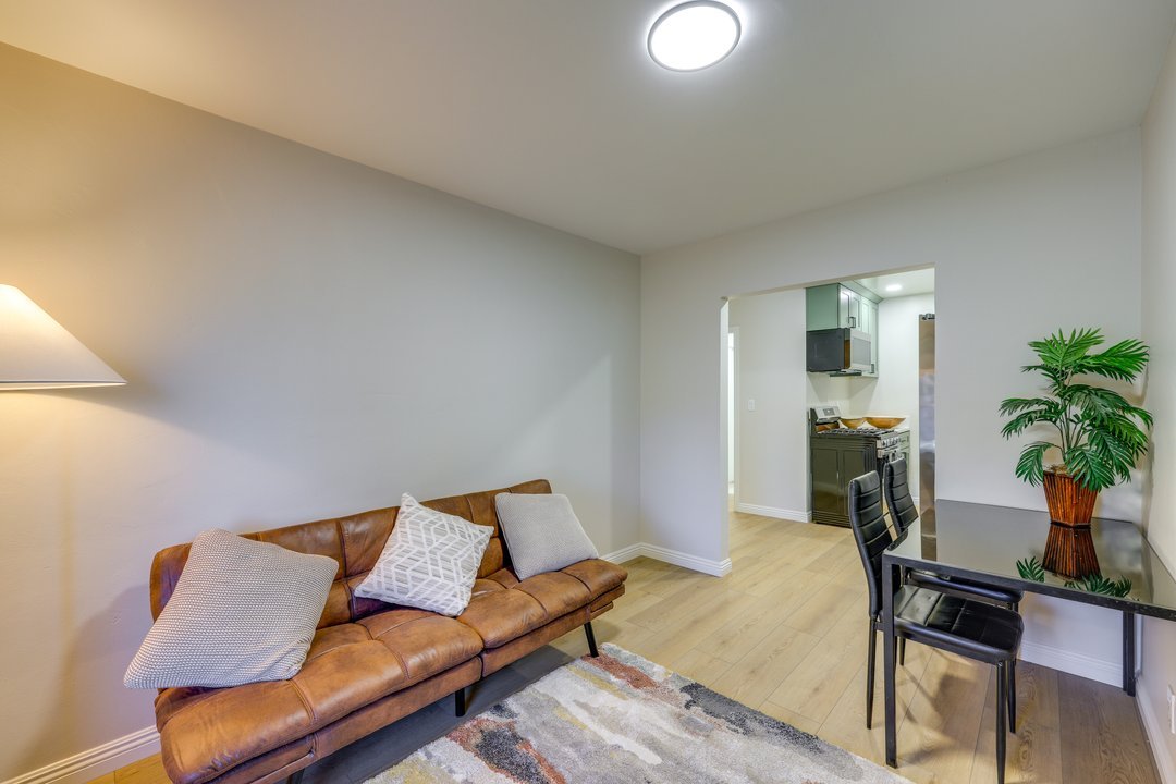 1 Mi to LLUMC! Loma Linda Home w/ Shared Patio