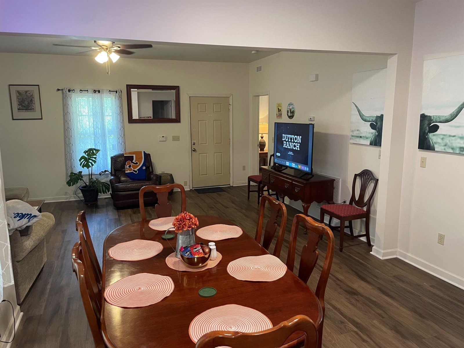 Main Dining area